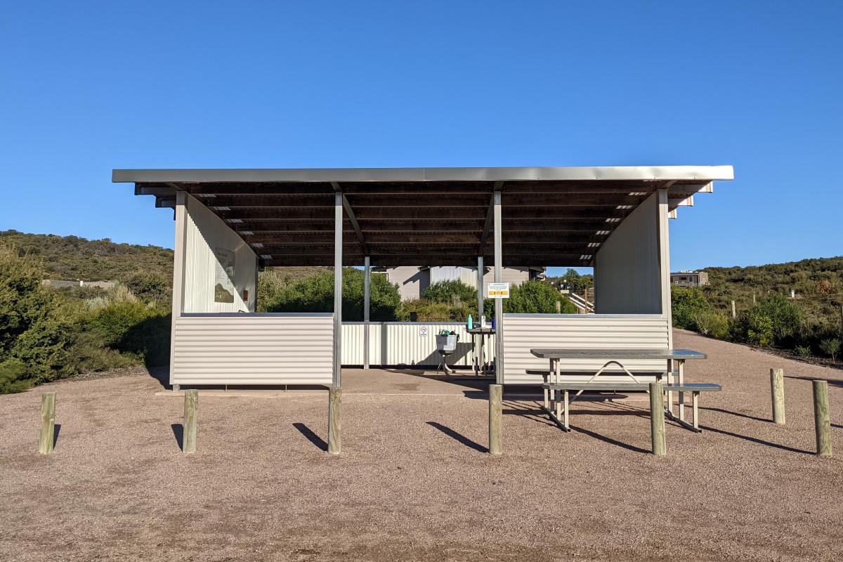 Barbecue shelter at Lucky Bay Campground