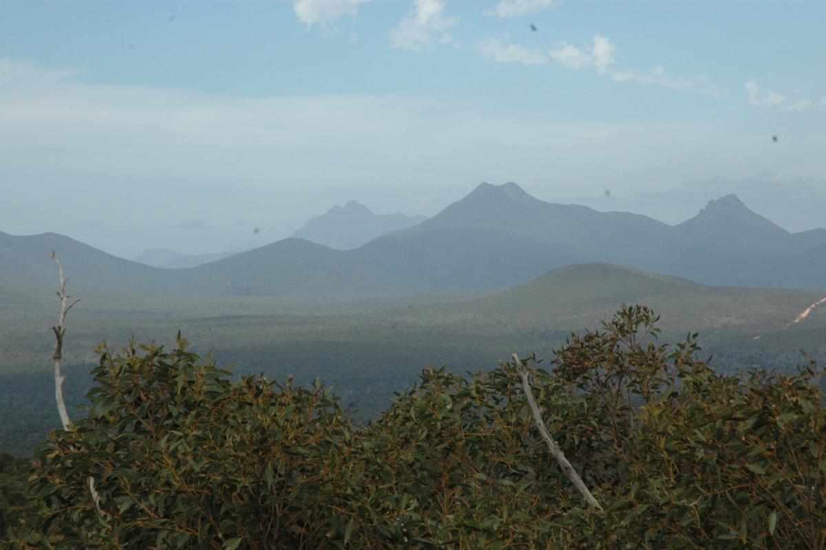View of Stirling Range from western lookout